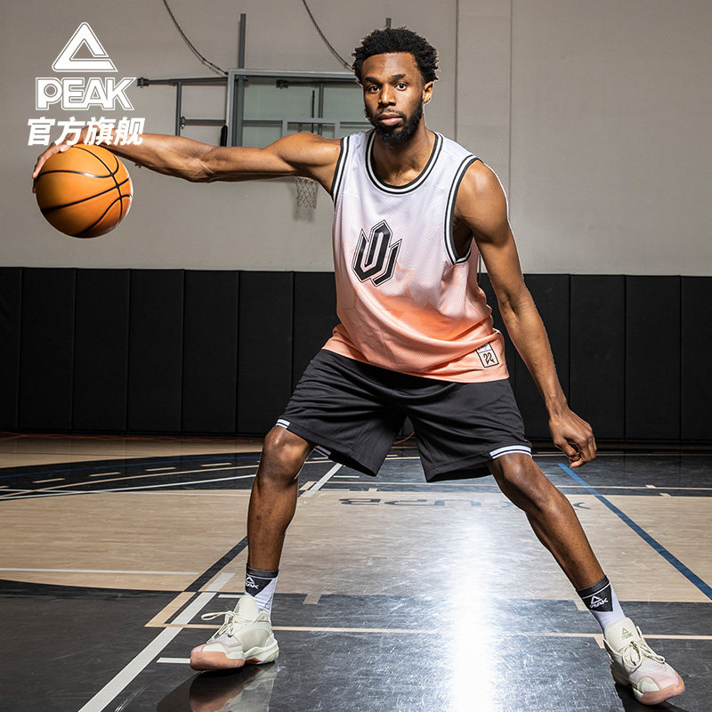 对中后场的 对中后场的